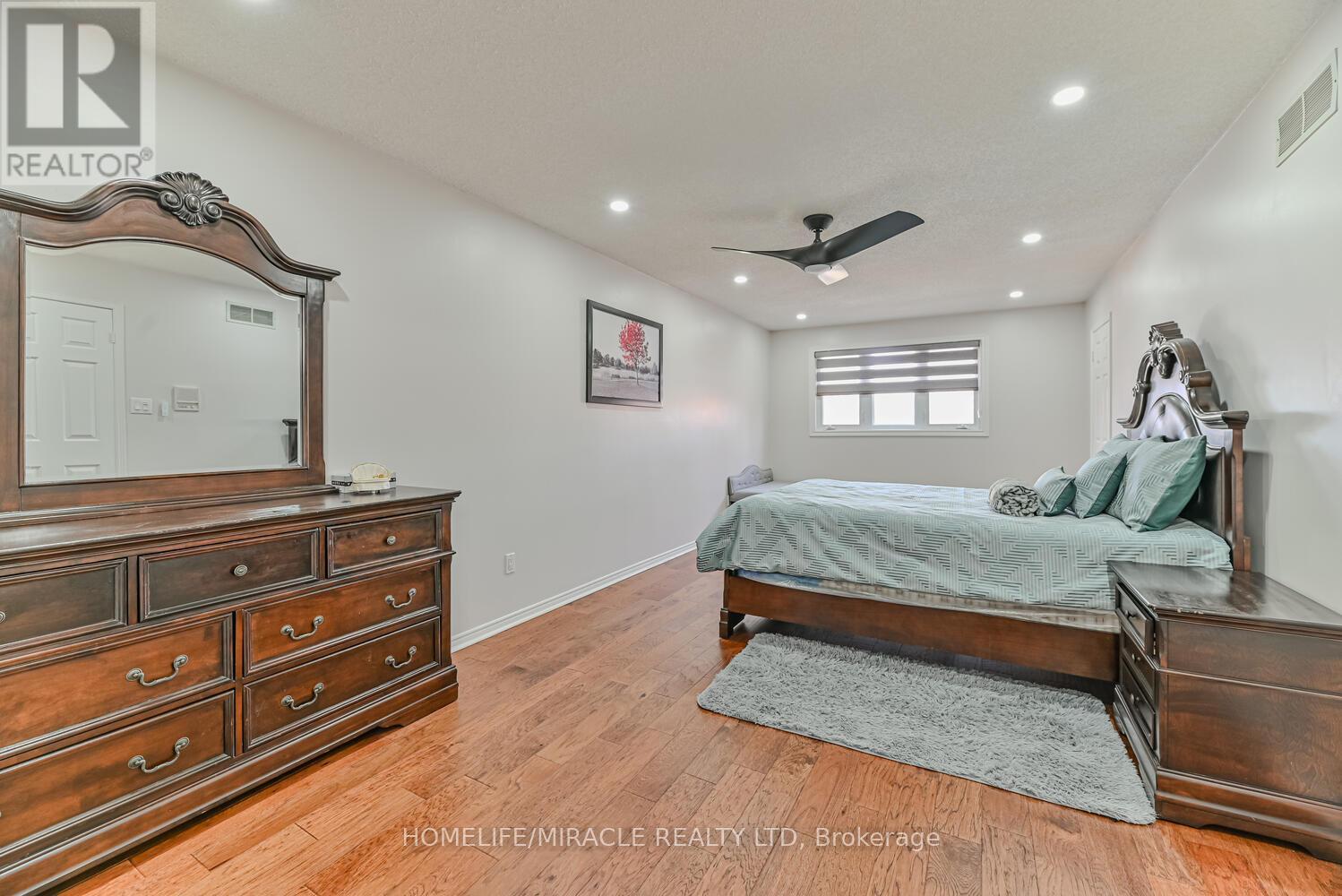 32 Plover Place, Brampton (Fletcher's Creek South), Ontario  L6W 4C4 - Photo 15 - W12281192
