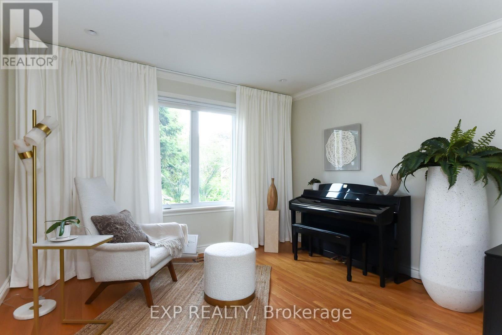 Property at 1866 BEATTIE AVENUE image 5