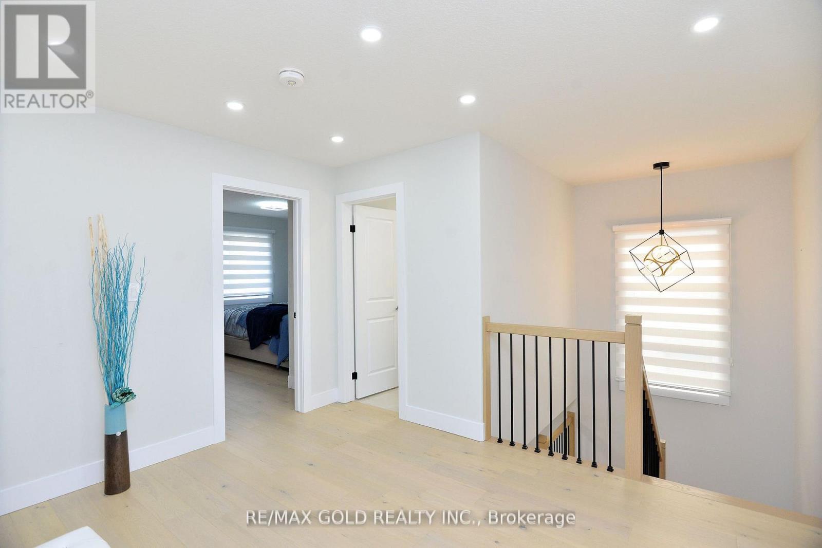 86 Grandville Circle, Brant (Paris), Ontario  N3L 0J5 - Photo 24 - X12281283