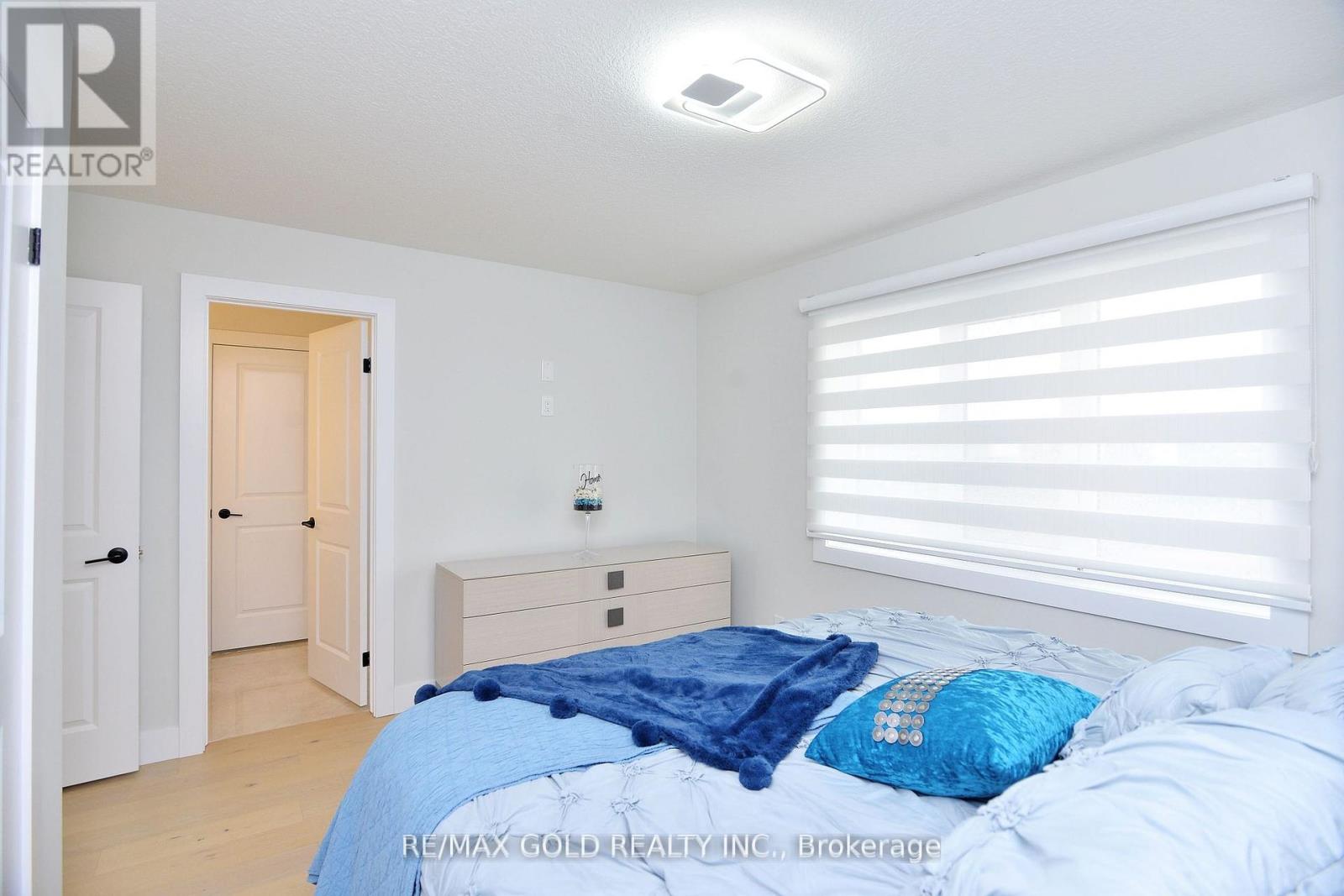 86 Grandville Circle, Brant (Paris), Ontario  N3L 0J5 - Photo 31 - X12281283