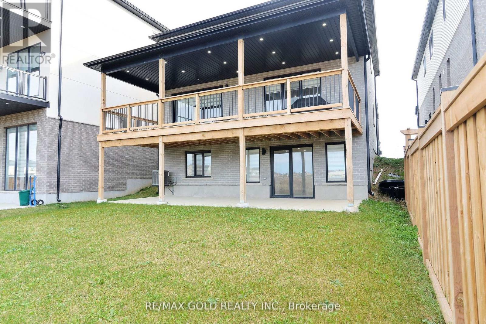 86 Grandville Circle, Brant (Paris), Ontario  N3L 0J5 - Photo 50 - X12281283