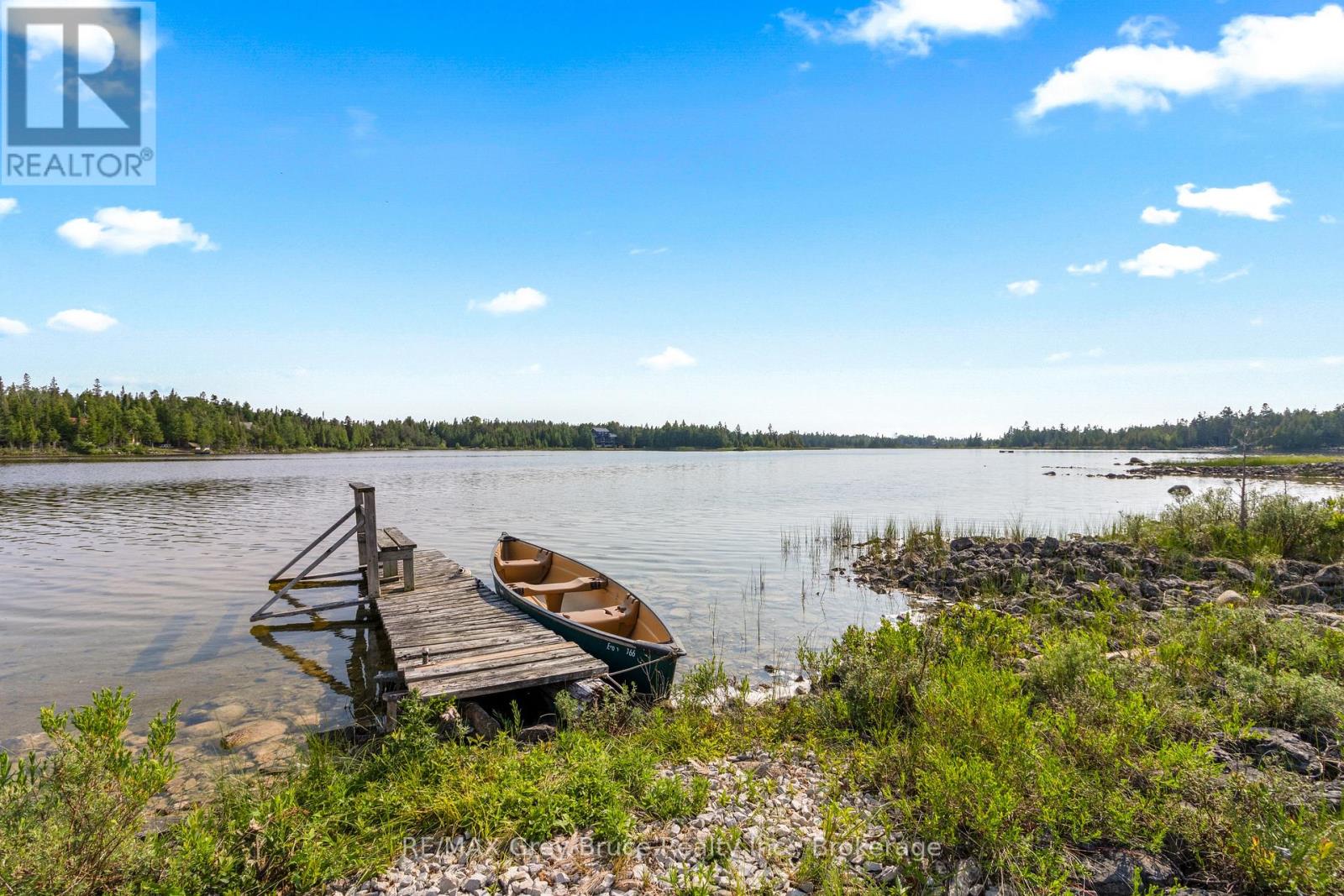 850 Dorcas Bay Road, Northern Bruce Peninsula, Ontario  N0H 2R0 - Photo 2 - X12281313