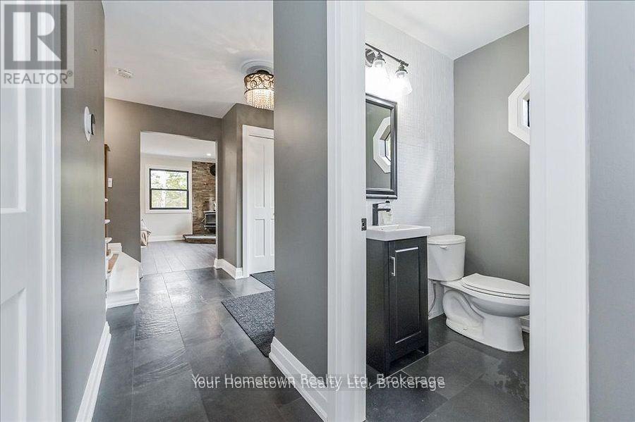 6878 Wellington Rd 16 Road, Centre Wellington, Ontario  N0B 1J0 - Photo 17 - X12281322