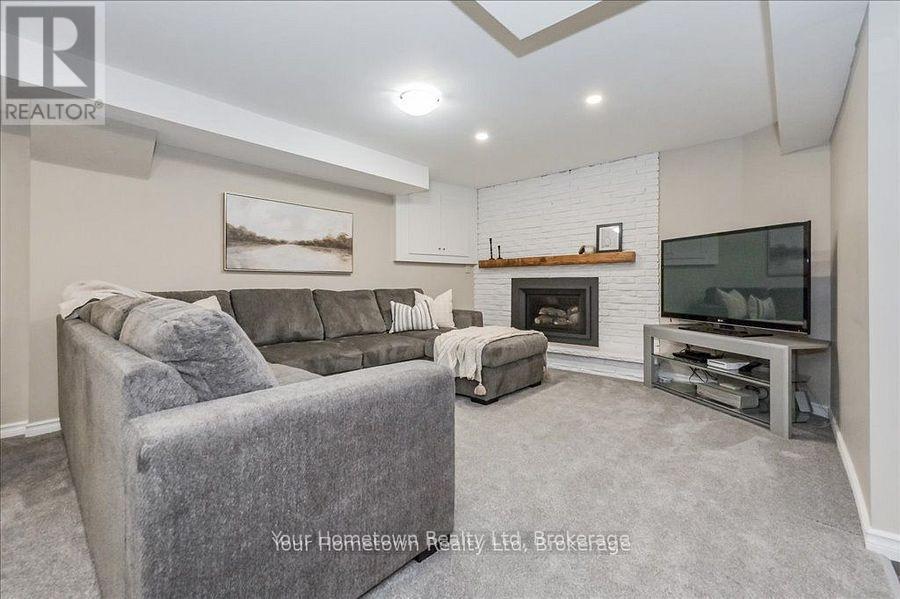 6878 Wellington Rd 16 Road, Centre Wellington, Ontario  N0B 1J0 - Photo 28 - X12281322
