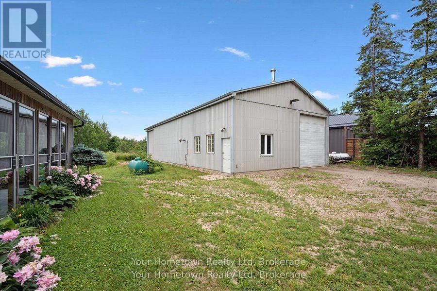 6878 Wellington Rd 16 Road, Centre Wellington, Ontario  N0B 1J0 - Photo 36 - X12281322