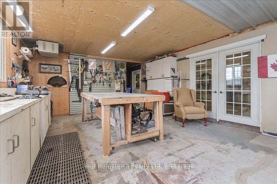 6878 Wellington Rd 16 Road, Centre Wellington, Ontario  N0B 1J0 - Photo 37 - X12281322