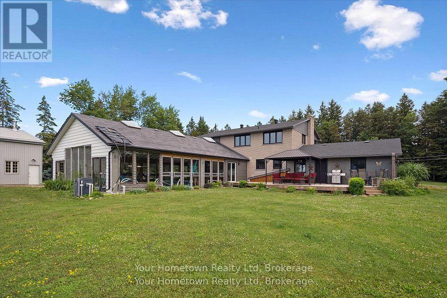 6878 Wellington Rd 16 Road, Centre Wellington, Ontario  N0B 1J0 - Photo 46 - X12281322