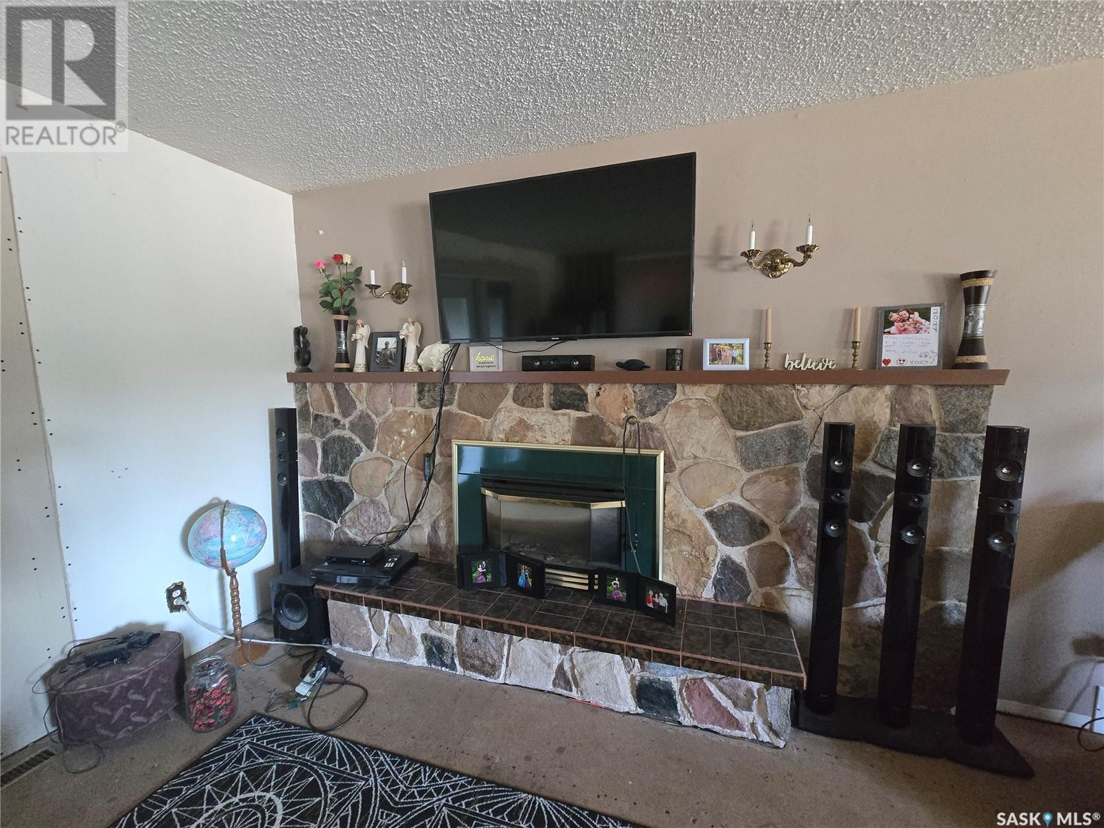 327 Russell Street, Stoughton, Saskatchewan  S0G 4T0 - Photo 11 - SK012313