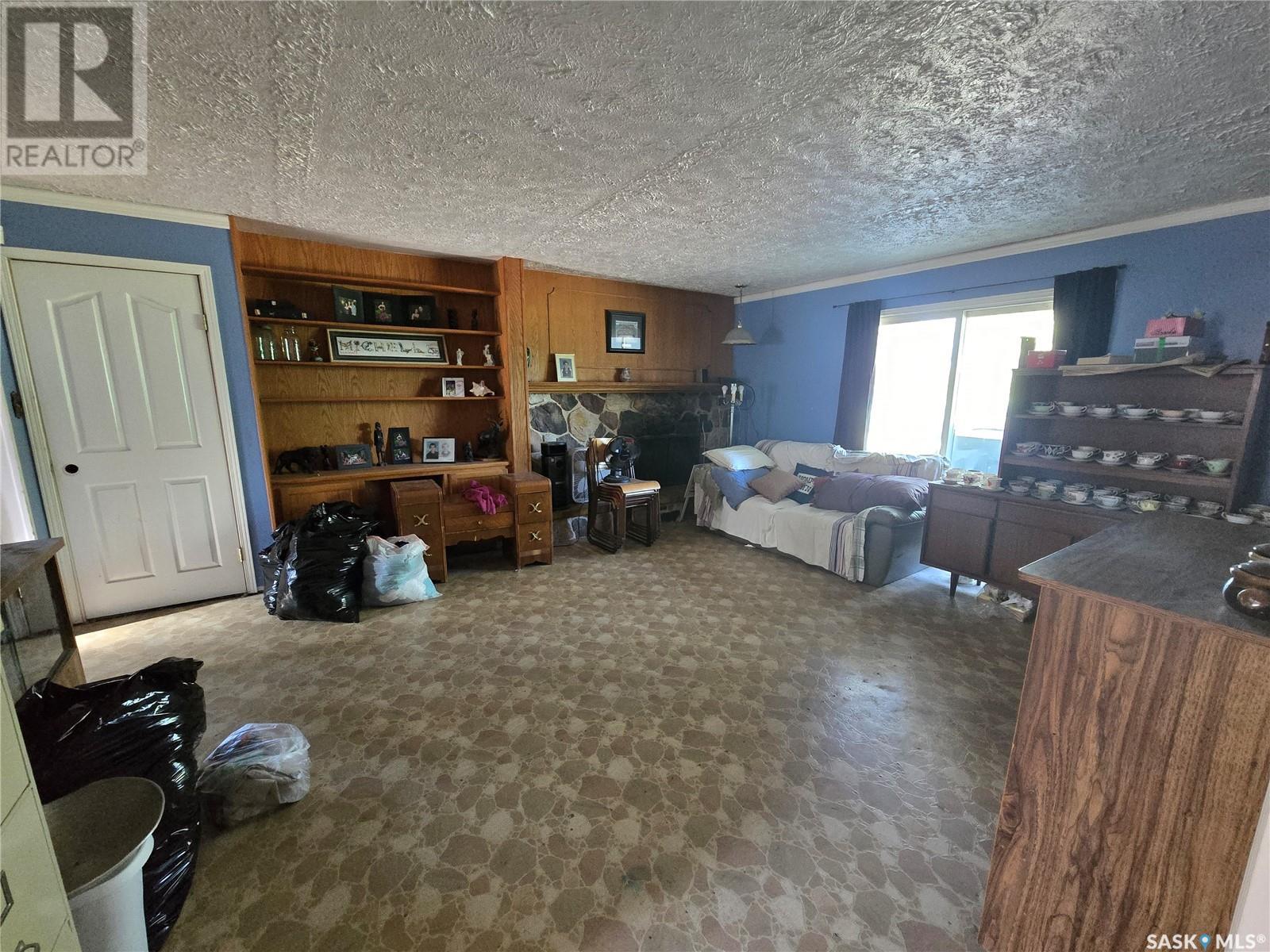 327 Russell Street, Stoughton, Saskatchewan  S0G 4T0 - Photo 13 - SK012313