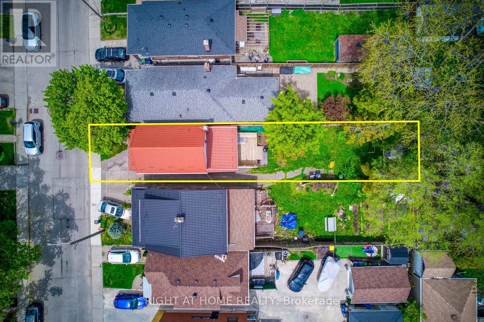 Property at 39 SIXTEENTH STREET image 2