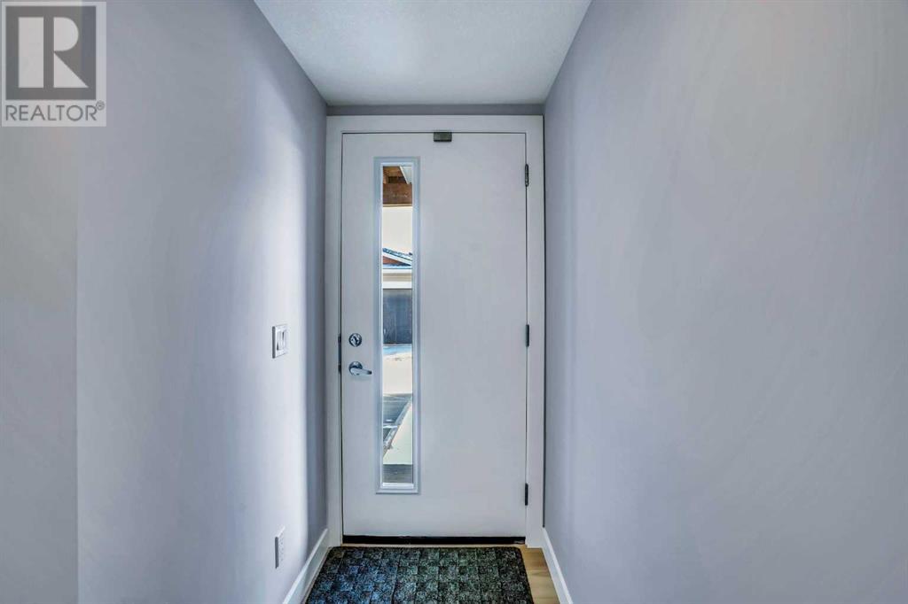 Property at 74 Tuscany Summit Square NW image 5