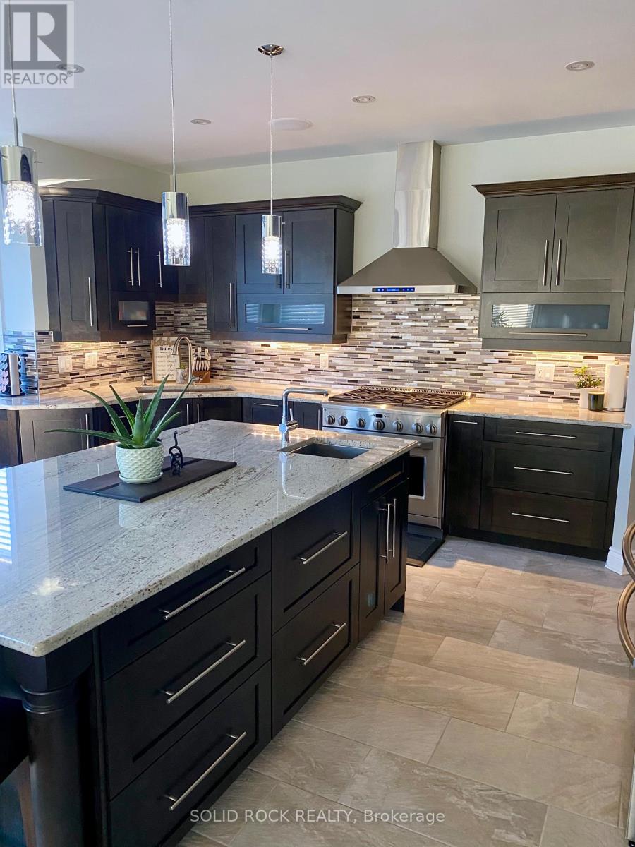 246 Lera Street, Smiths Falls, Ontario  K7A 5M3 - Photo 11 - X12281342