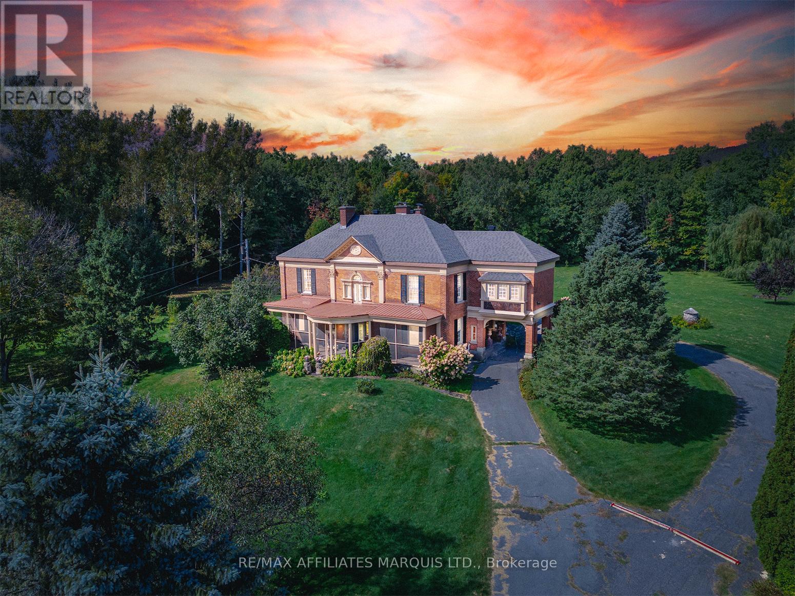 20763 Old Highway 2 Road, South Glengarry, Ontario  K0C 1N0 - Photo 3 - X12146746