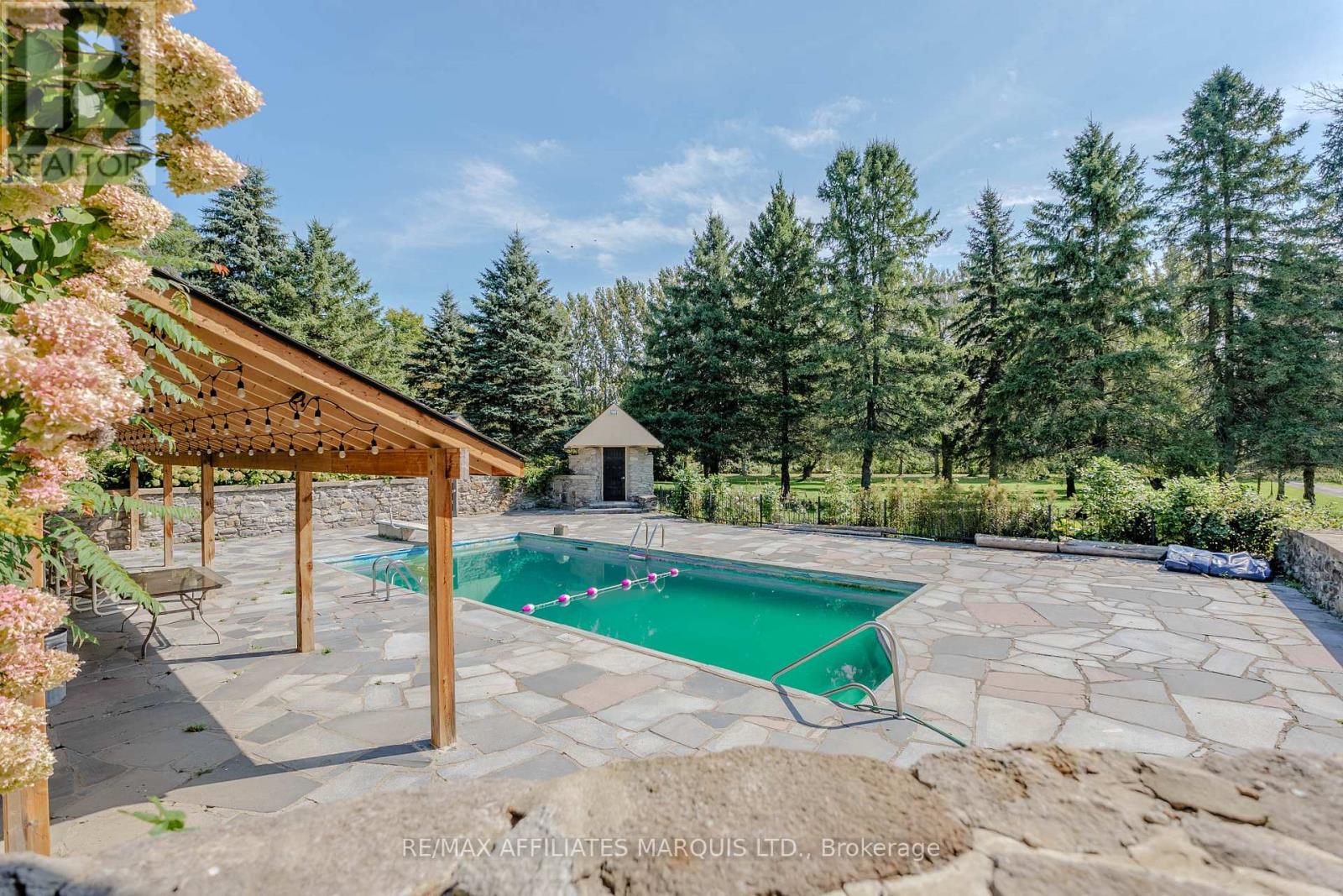20763 Old Highway 2 Road, South Glengarry, Ontario  K0C 1N0 - Photo 33 - X12146746