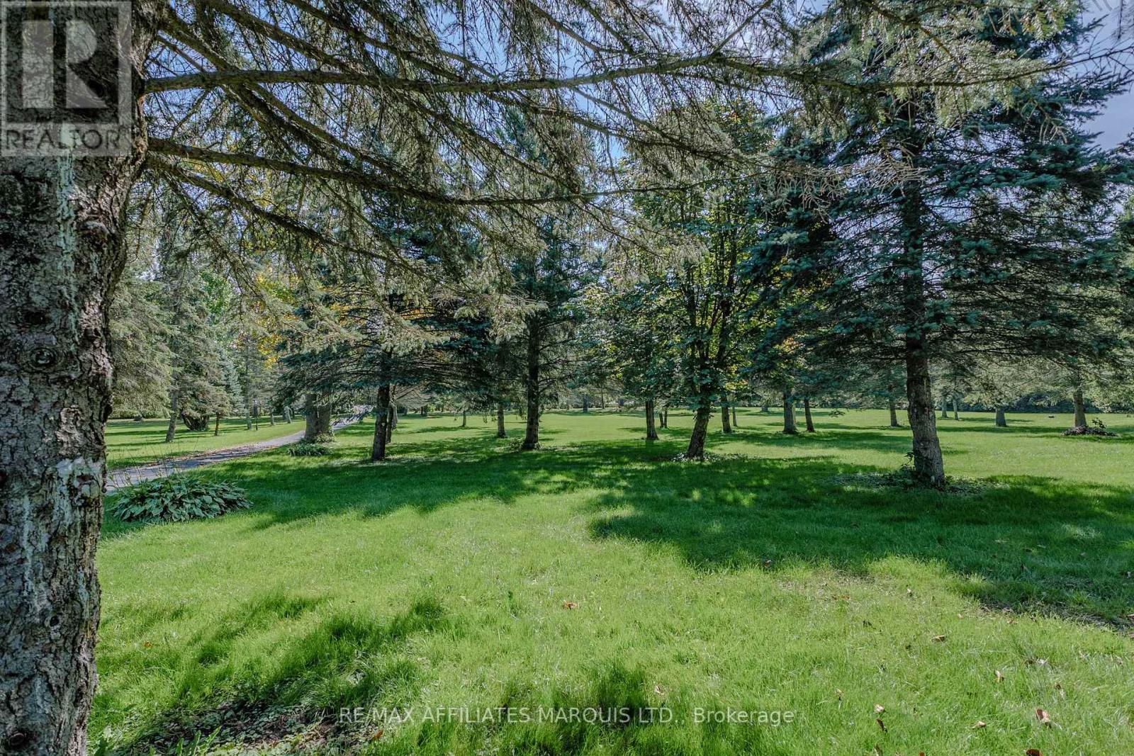 20763 Old Highway 2 Road, South Glengarry, Ontario  K0C 1N0 - Photo 32 - X12146746