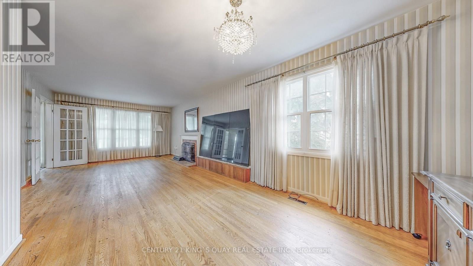 Property at 61 KILCHURN CASTLE DRIVE image 4