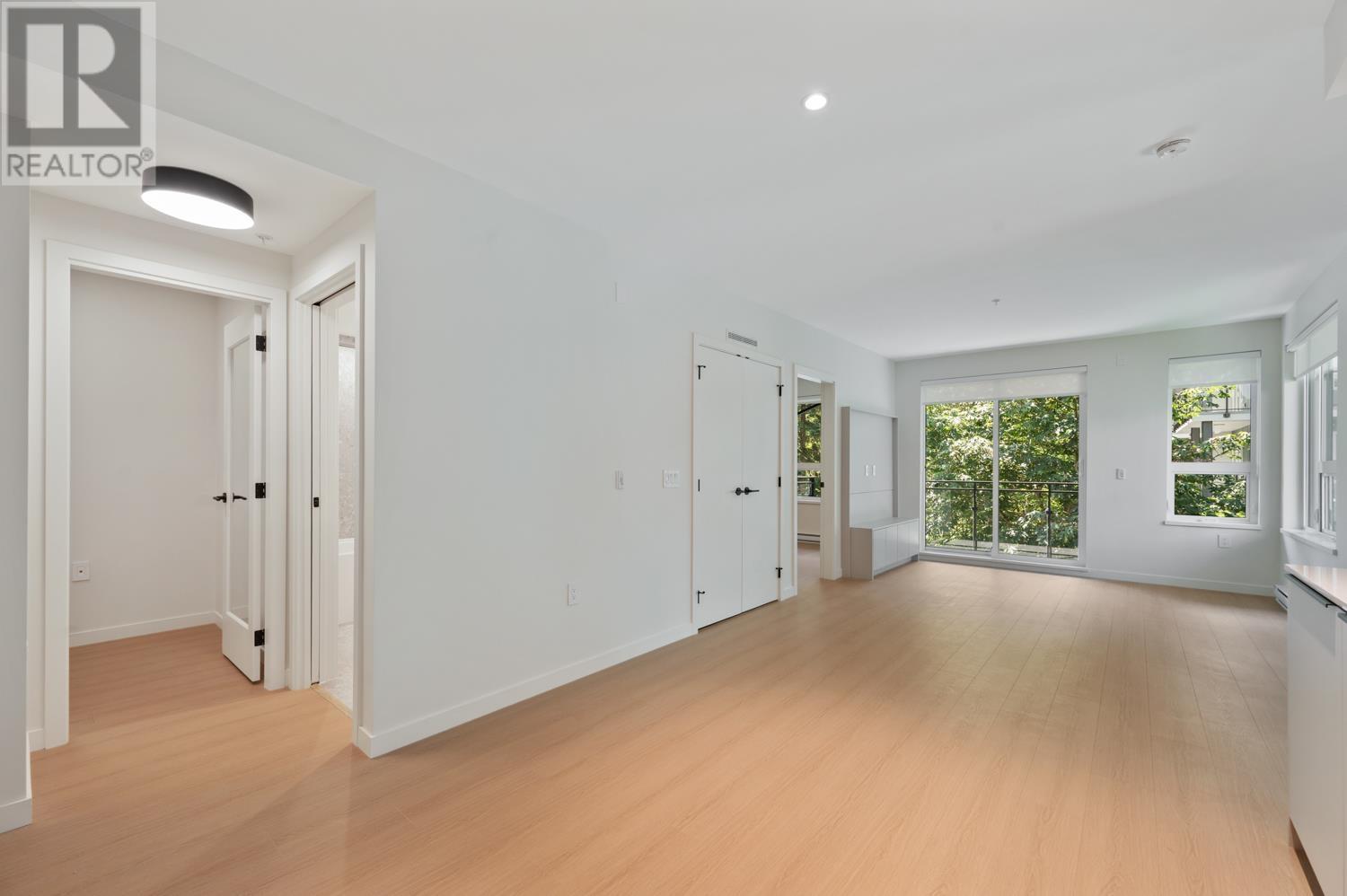 60x 2015 St Johns Street, Port Moody, British Columbia  V3H 0N5 - Photo 6 - R3026214