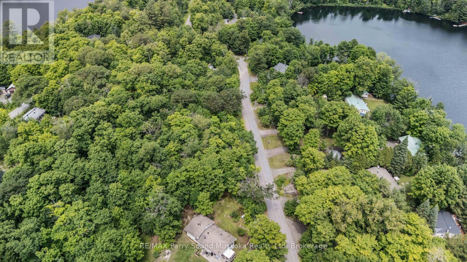 28 Beaver Trail, Mcdougall, Ontario  P2A 2W8 - Photo 9 - X12281378