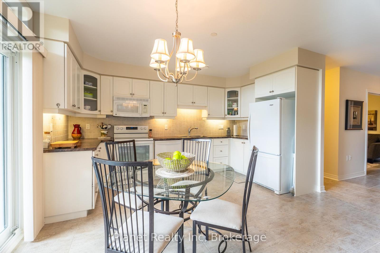 Property at 208 - 65 BAYBERRY DRIVE image 3