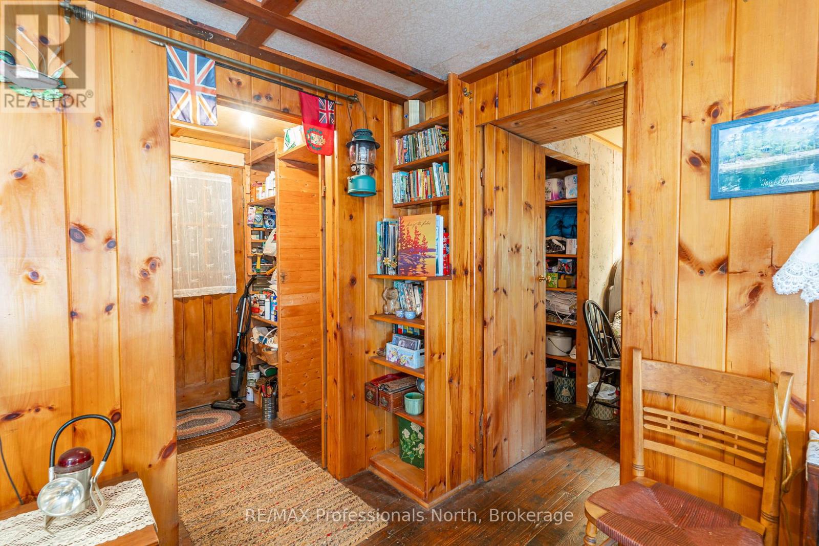 13055 Little Hawk South Shore Road, Algonquin Highlands, Ontario  K0M 1J1 - Photo 14 - X12281388