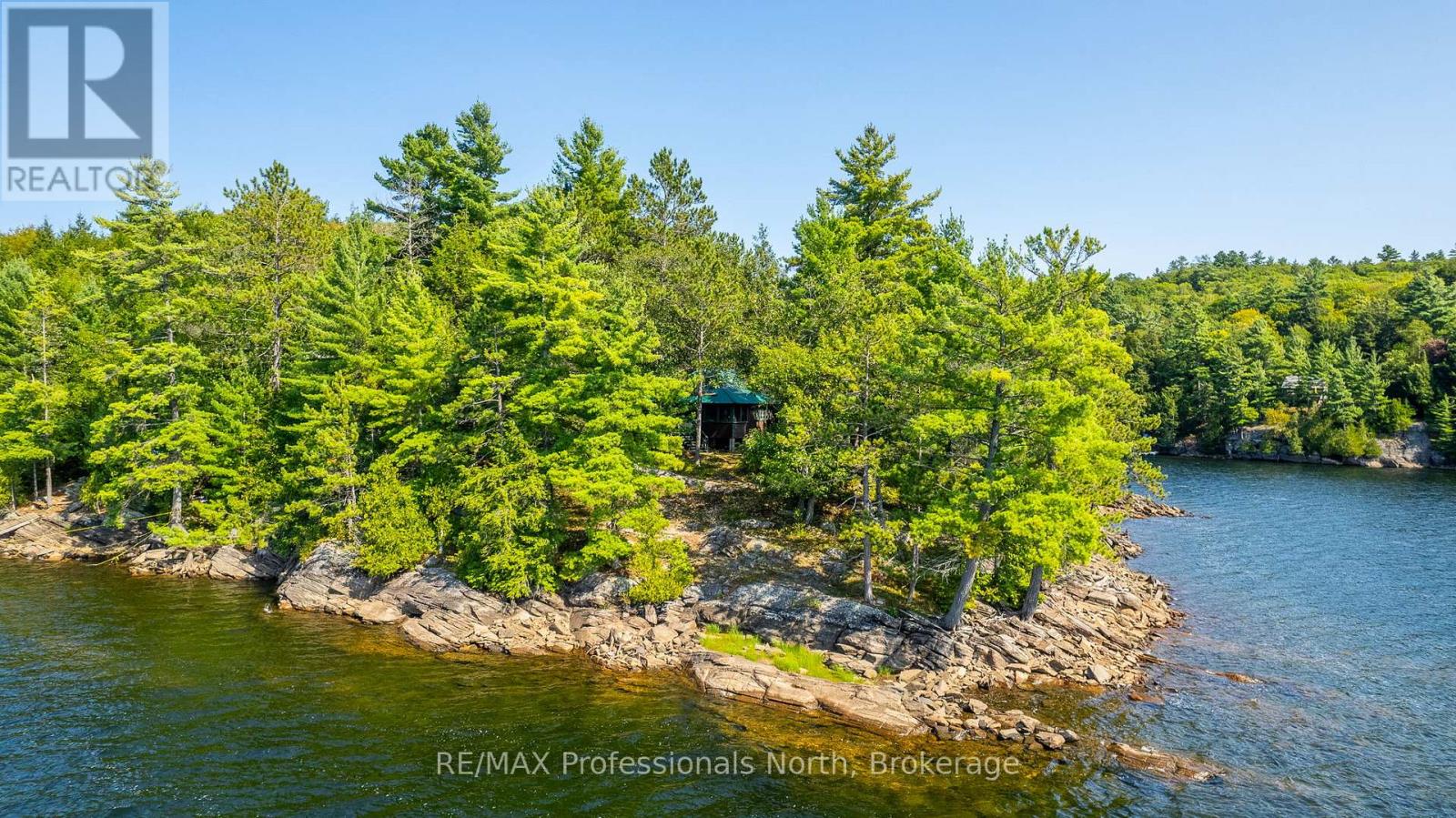 13055 Little Hawk South Shore Road, Algonquin Highlands, Ontario  K0M 1J1 - Photo 41 - X12281388