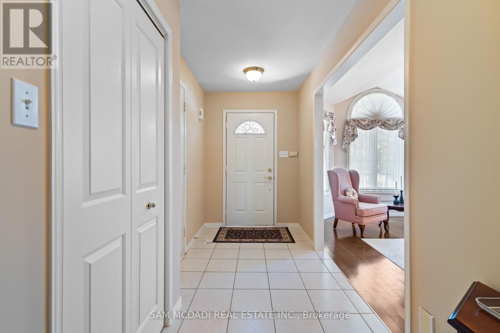 Property at 18 NAPLES BOULEVARD image 5