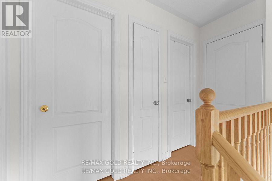 25 - 10 Porter Avenue W, Vaughan, Ontario  L4L 0H1 - Photo 20 - N12281407