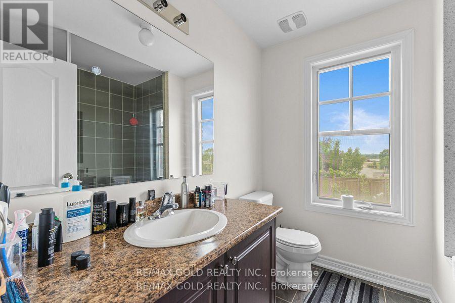 25 - 10 Porter Avenue W, Vaughan, Ontario  L4L 0H1 - Photo 28 - N12281407