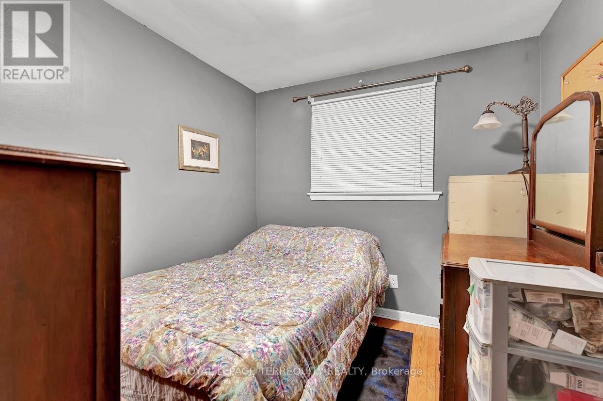 2145 Sandringham Drive, Burlington (Mountainside), Ontario  L7P 1T8 - Photo 21 - W12281400