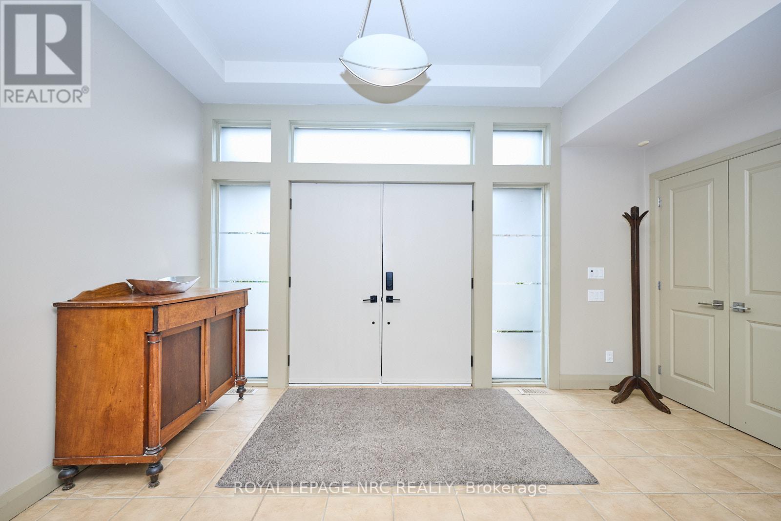 Property at 16 NADINE CRESCENT image 4