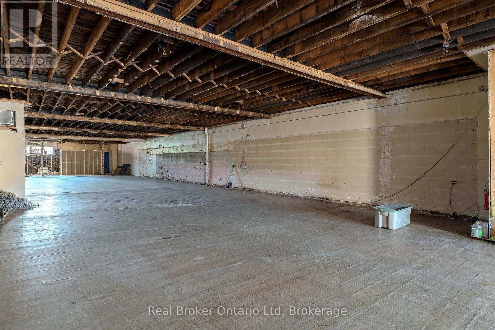 # 2 - 937 2nd Avenue E, Owen Sound, Ontario  N4K 2H5 - Photo 4 - X12281449