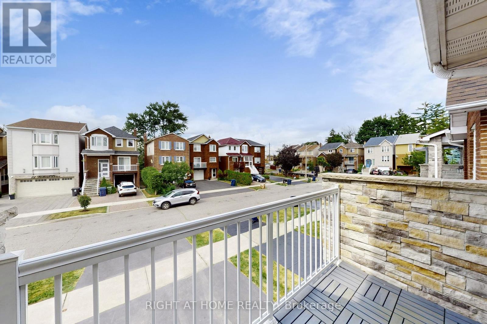 9 Festival Drive, Toronto (Westminster-Branson), Ontario  M2R 3T9 - Photo 13 - C12281446