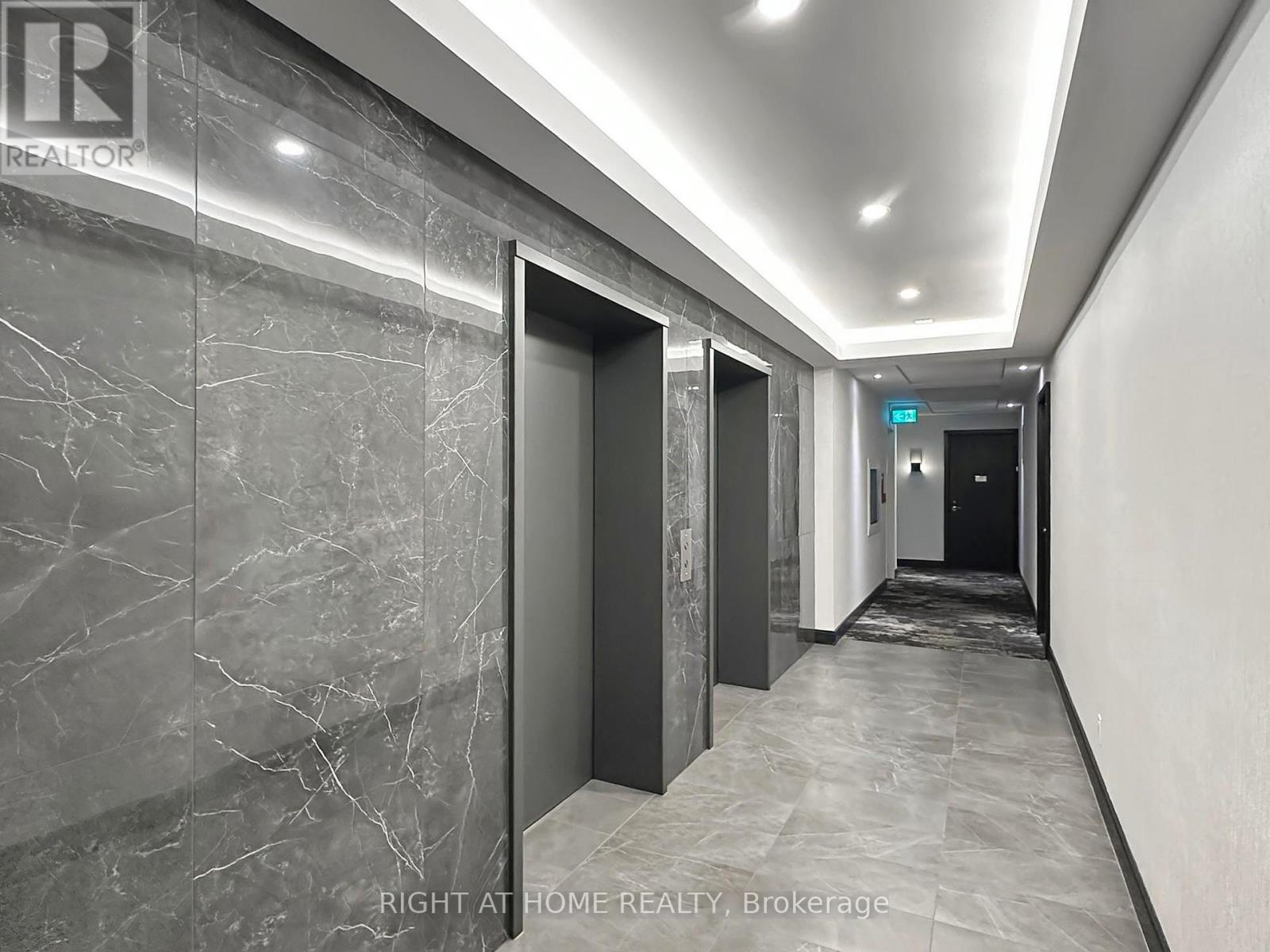 207 - 21 Scollard Street, Toronto, Ontario  M5R 1G1 - Photo 20 - C12281469