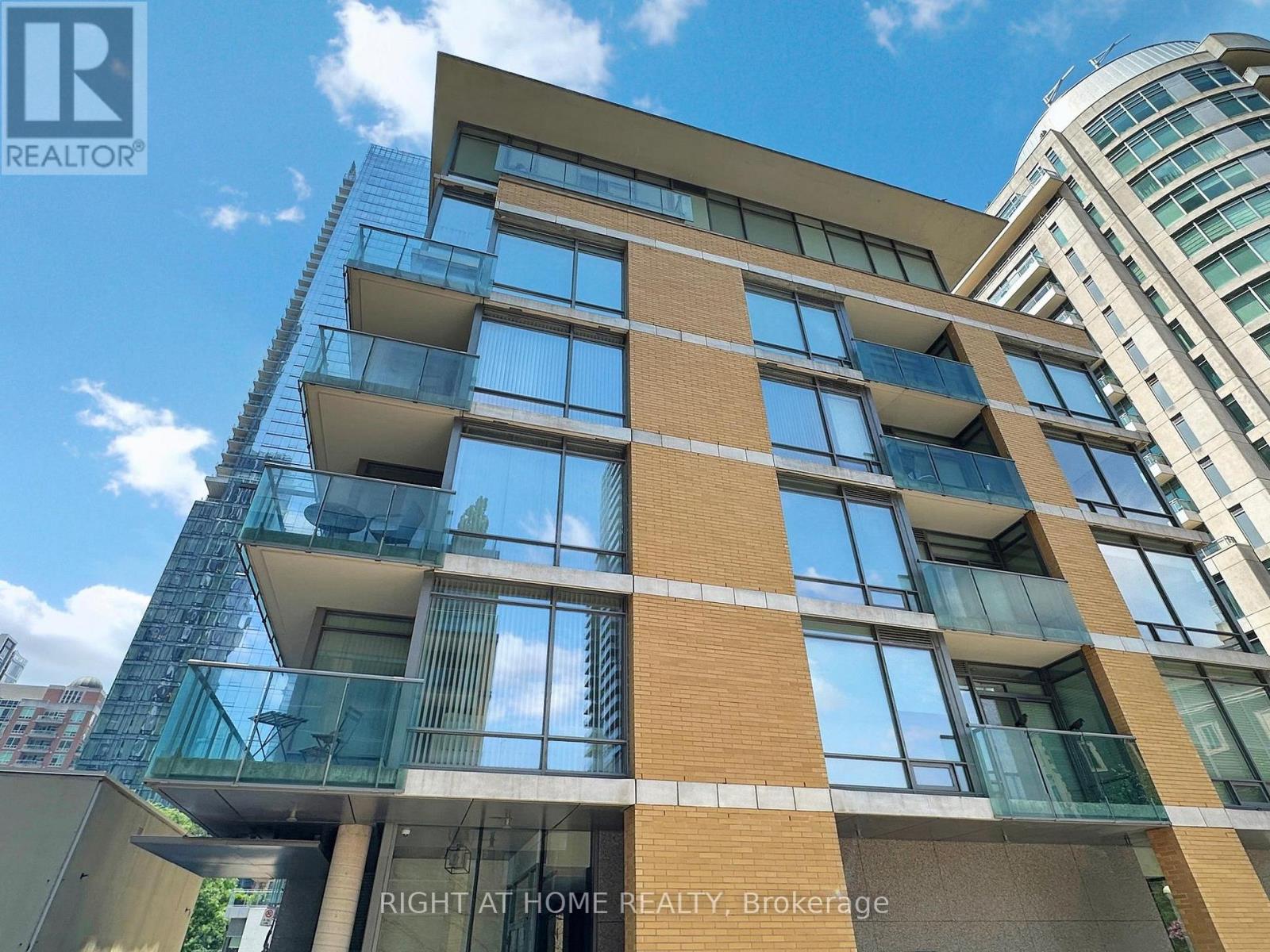 207 - 21 Scollard Street, Toronto, Ontario  M5R 1G1 - Photo 3 - C12281469