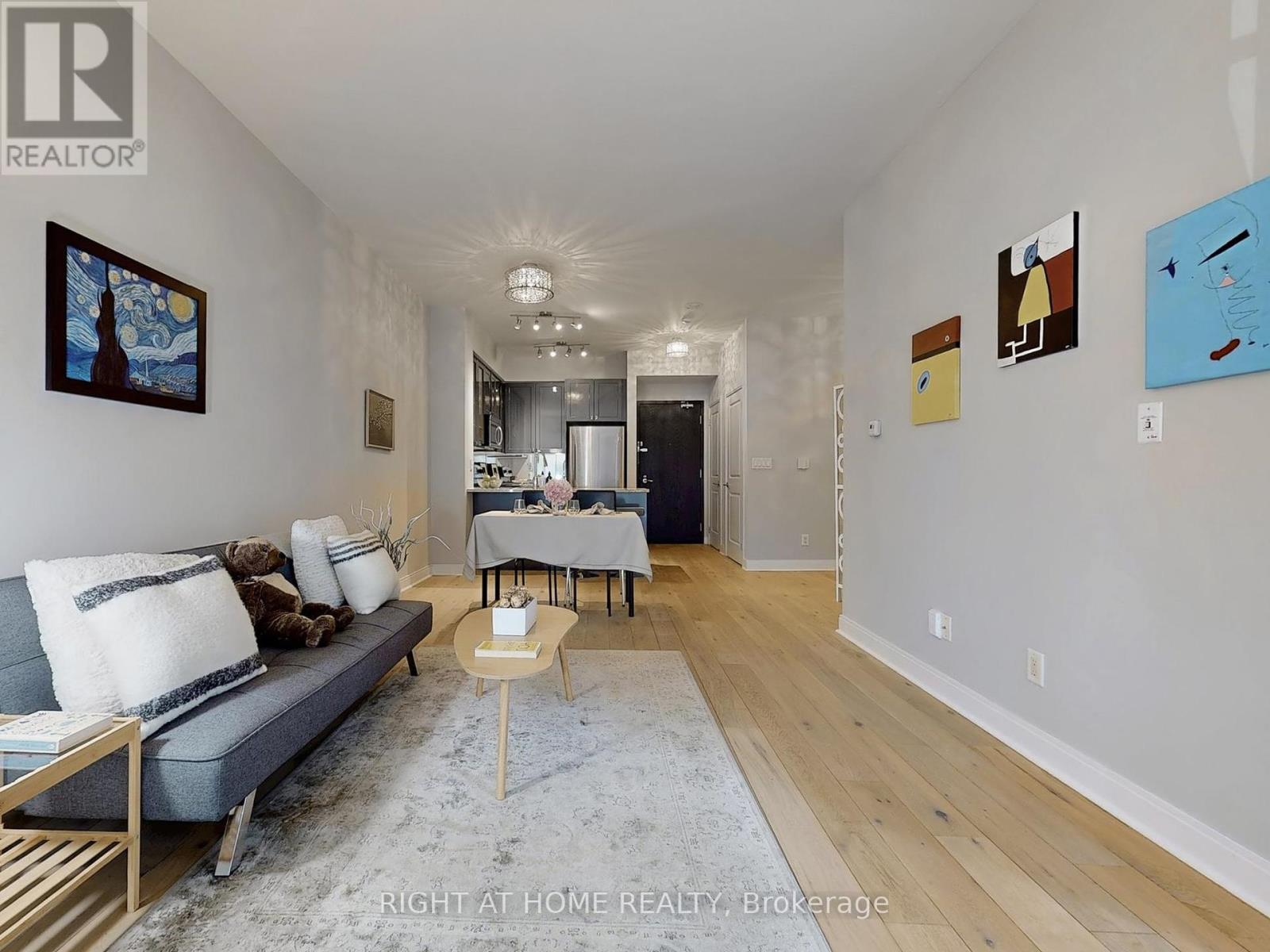 207 - 21 Scollard Street, Toronto, Ontario  M5R 1G1 - Photo 6 - C12281469
