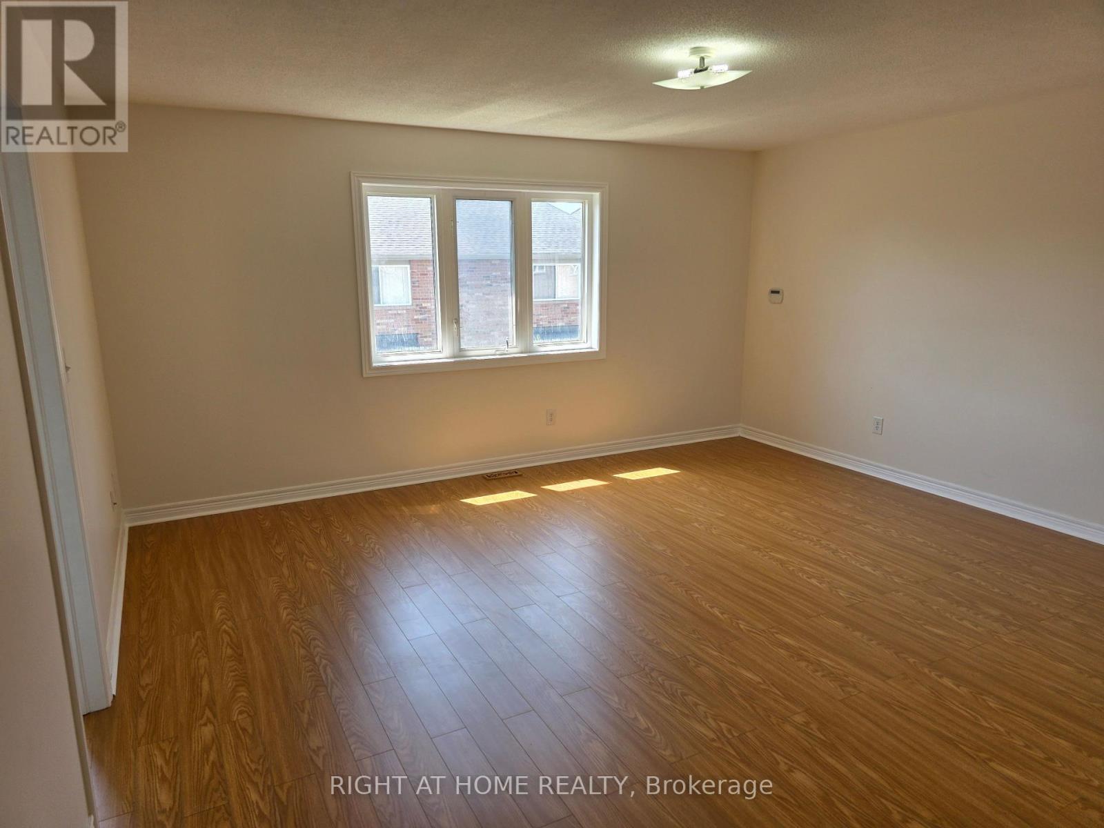 3249 Cabano Crescent, Mississauga, Ontario  L5M 0B9 - Photo 16 - W12281466