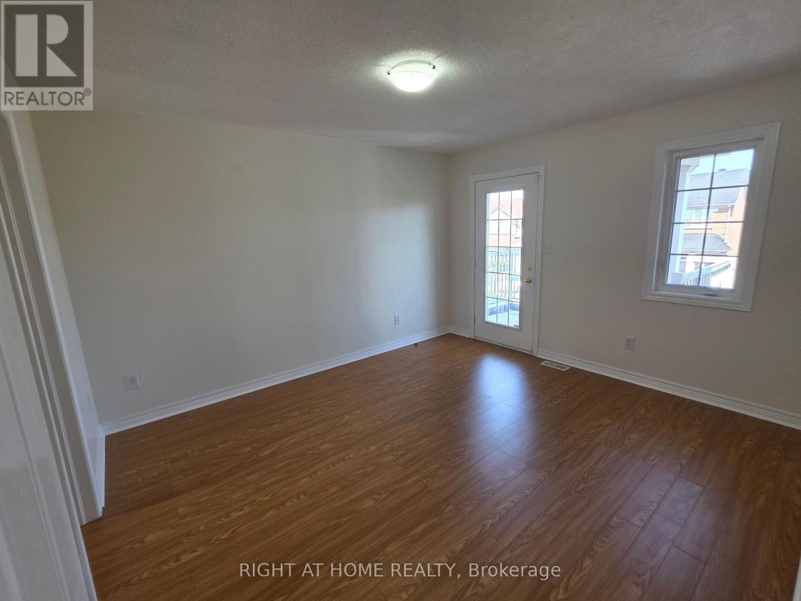 3249 Cabano Crescent, Mississauga, Ontario  L5M 0B9 - Photo 22 - W12281466