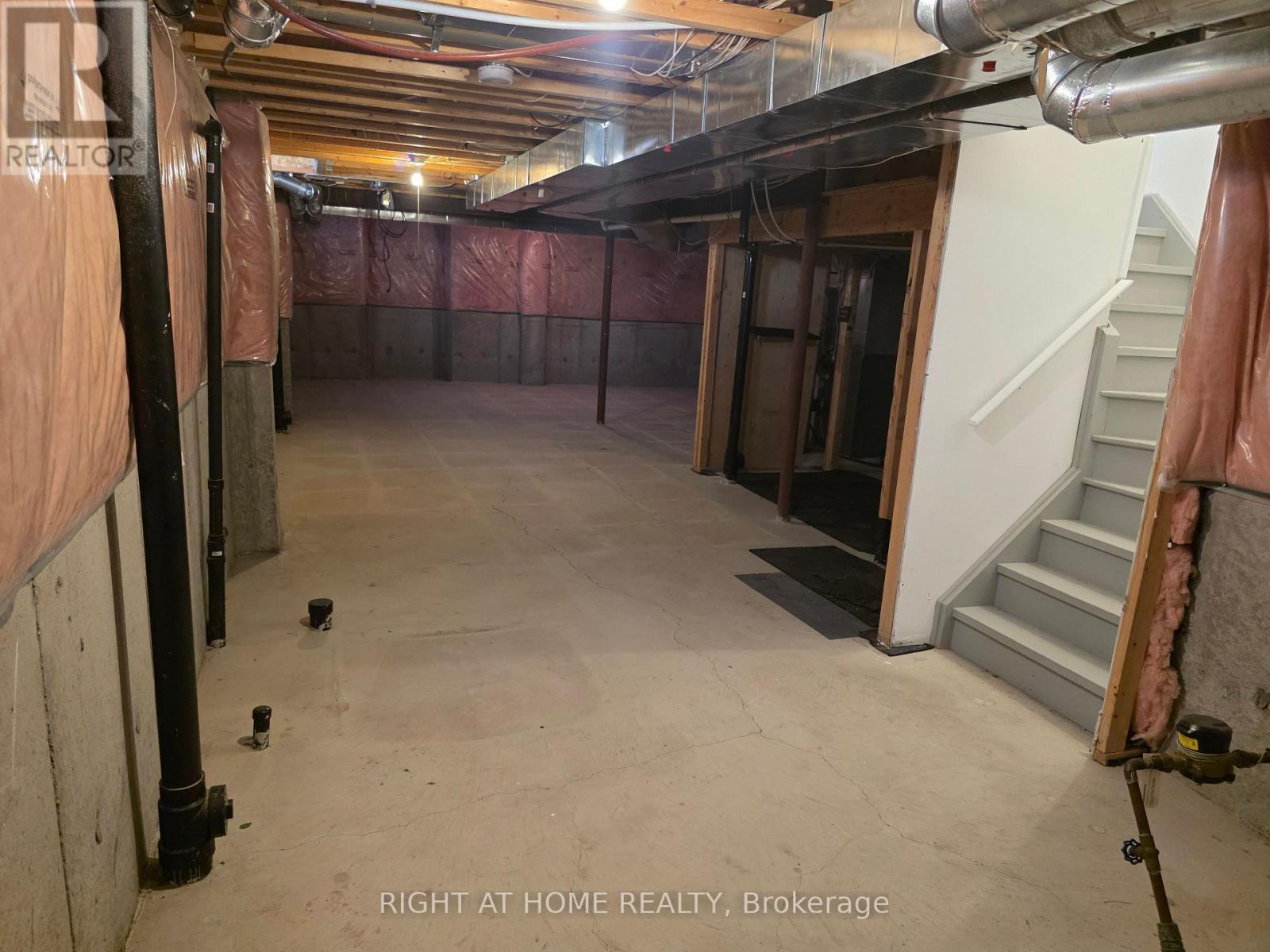 3249 Cabano Crescent, Mississauga, Ontario  L5M 0B9 - Photo 28 - W12281466