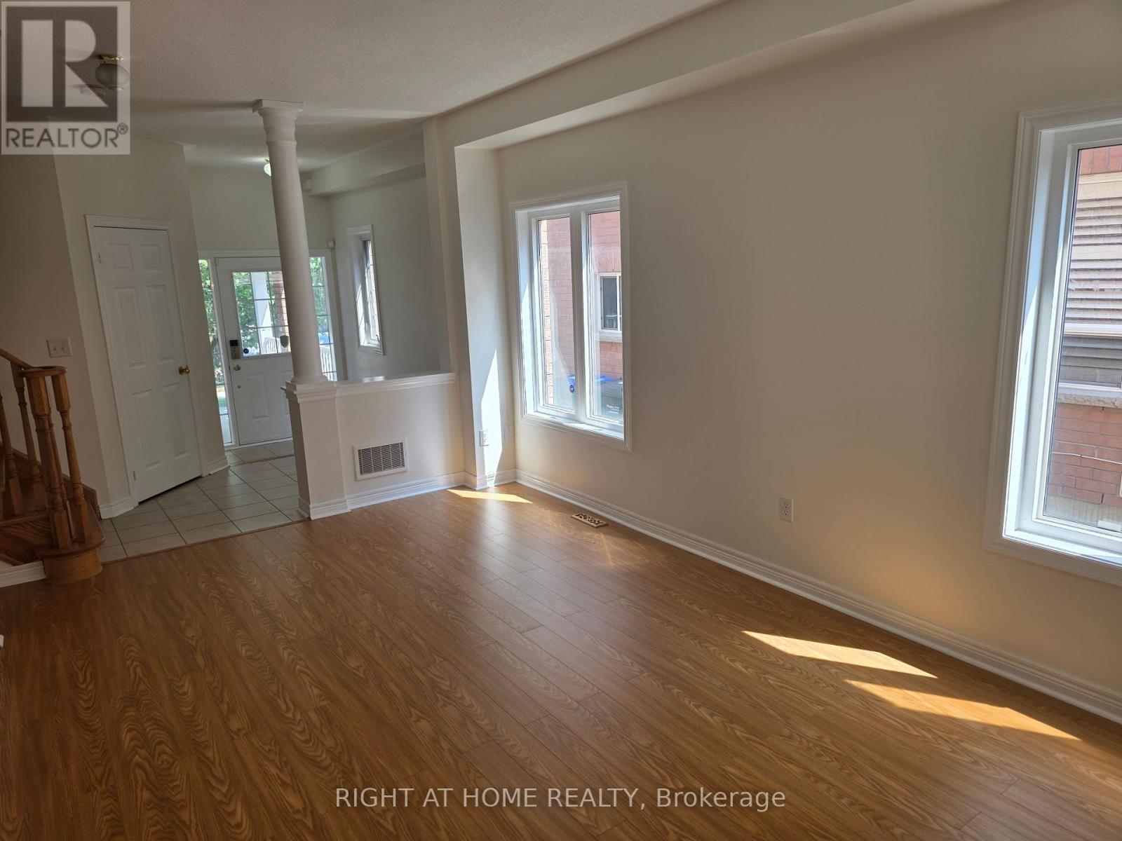 3249 Cabano Crescent, Mississauga, Ontario  L5M 0B9 - Photo 7 - W12281466