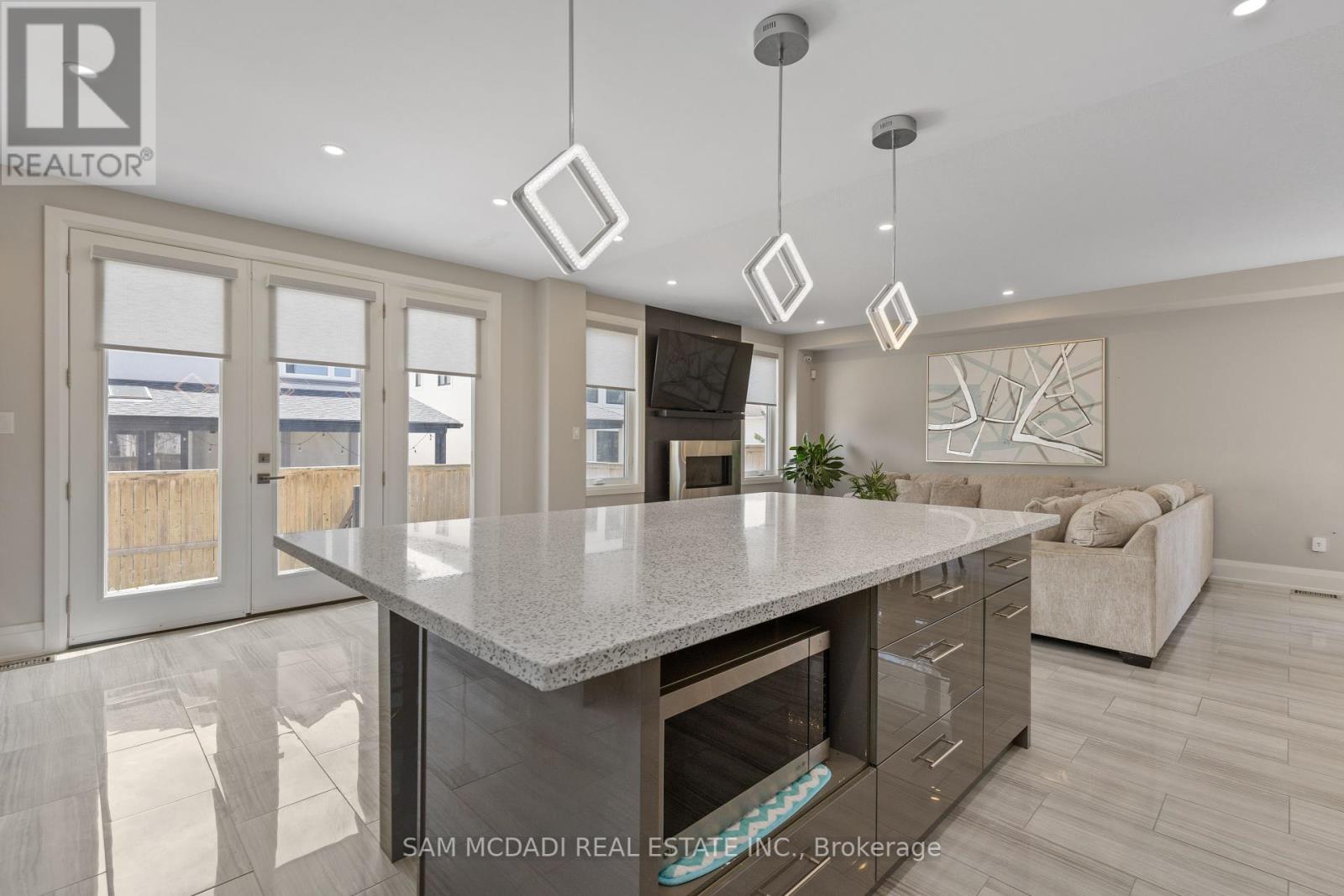 5074 Kalar Road, Niagara Falls (Ascot), Ontario  L2H 1T2 - Photo 20 - X12281475