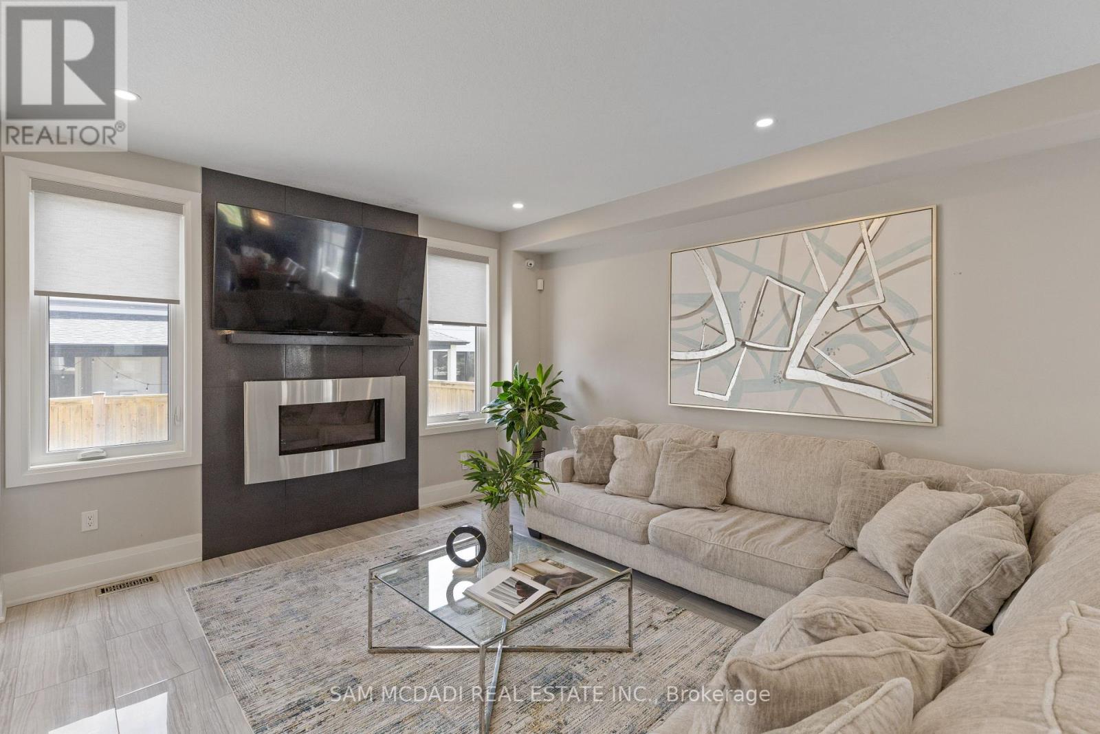5074 Kalar Road, Niagara Falls (Ascot), Ontario  L2H 1T2 - Photo 21 - X12281475
