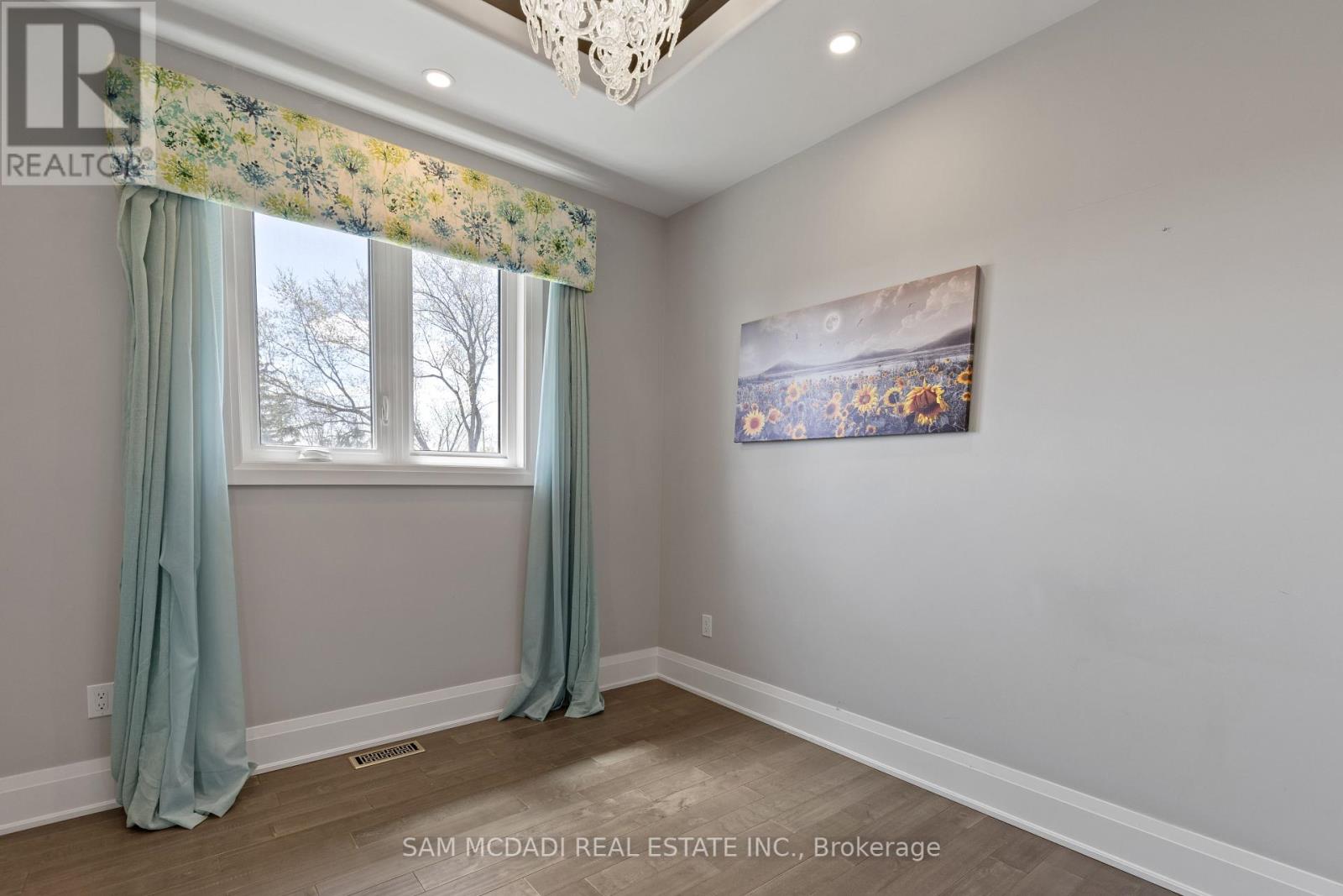 5074 Kalar Road, Niagara Falls (Ascot), Ontario  L2H 1T2 - Photo 35 - X12281475