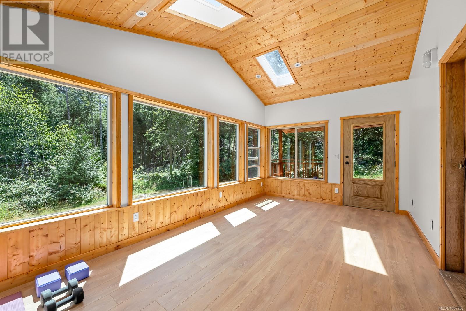 9900 Greenhill Rd, Denman Island, British Columbia  V0R 1T0 - Photo 16 - 1007293