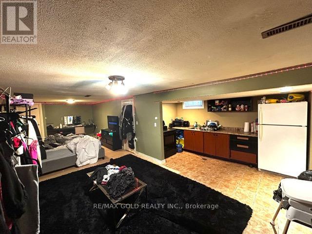 109 Tecumseh Avenue, Oshawa, Ontario  L1G 3N6 - Photo 5 - E12281487