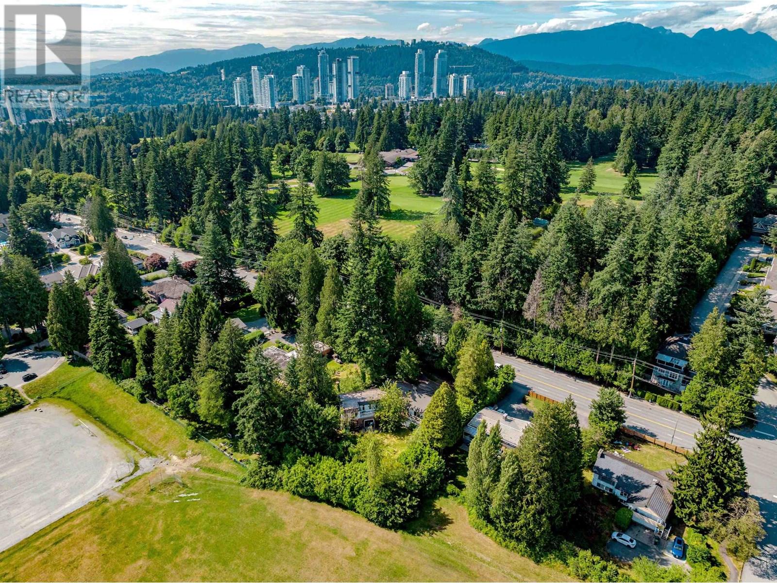 840 Austin Avenue, Coquitlam, British Columbia  V3K 3N3 - Photo 8 - R3025951