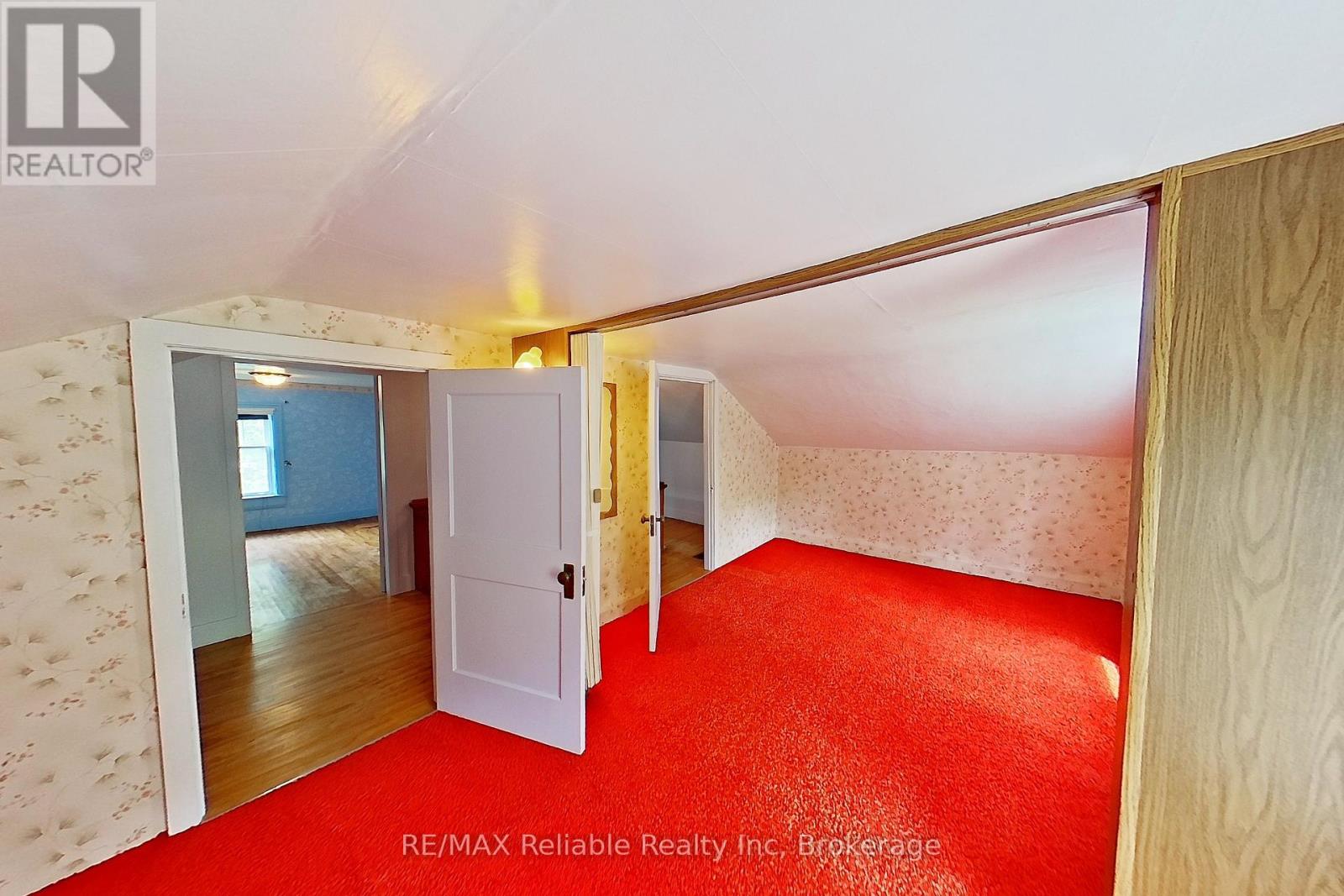 37 Front Street, Huron East, Ontario  N0K 1G0 - Photo 25 - X12281508