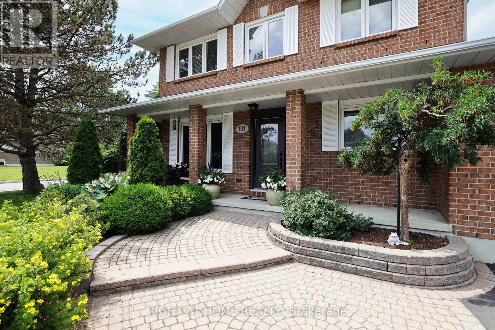Property at 101 BEECHFERN DRIVE image 3