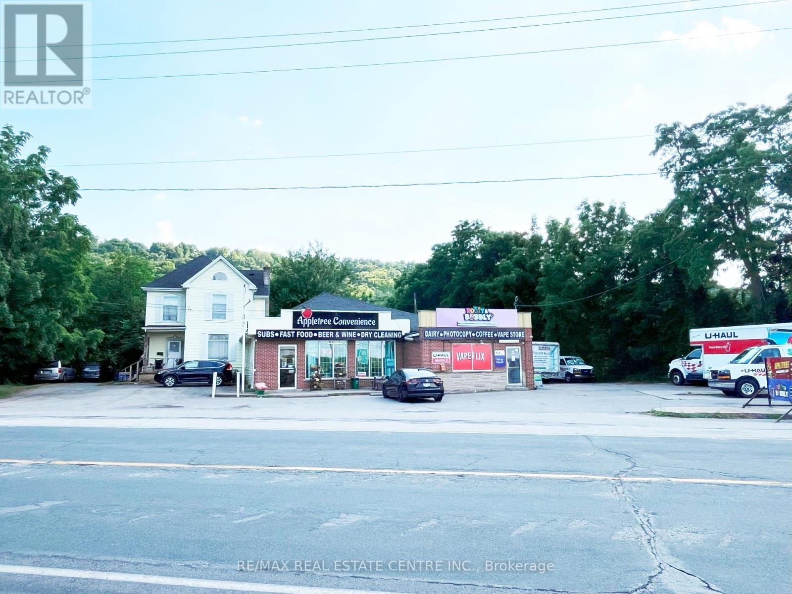 407-409 Main Street W, Grimsby (Grimsby West), Ontario  L3M 1T1 - Photo 3 - X12217129
