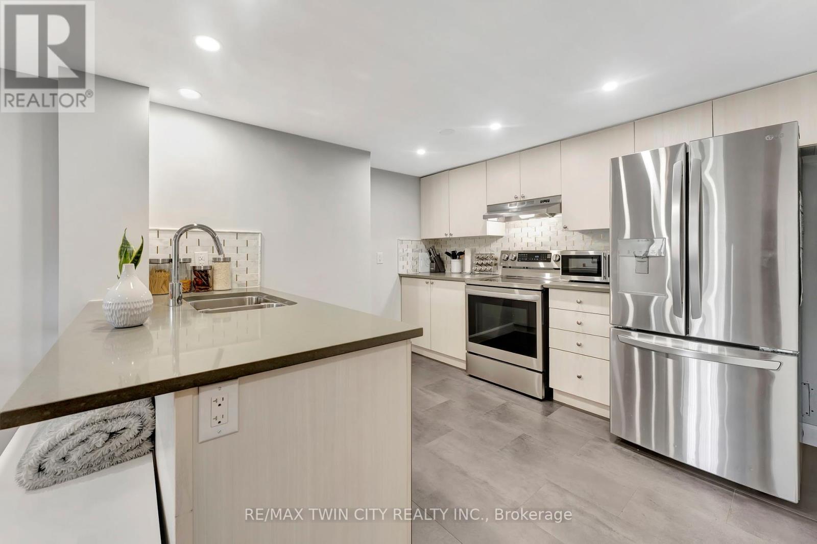 38 - 350 Fisher Mills Road, Cambridge, Ontario  N3C 0G8 - Photo 11 - X12281520