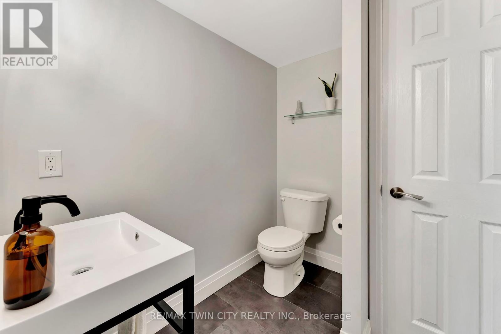 38 - 350 Fisher Mills Road, Cambridge, Ontario  N3C 0G8 - Photo 12 - X12281520